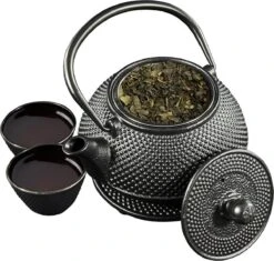 SakuraTea - Theepot Set - 4-delig - Gietijzer - Zwart - 0.8L - 2 Kopjes (100ml) 16 SakuraTea - Theepot Set - 4-delig - Gietijzer - Zwart - 0.8L - 2 Kopjes (100ml) -Home Keuken Winkel 1200x1142