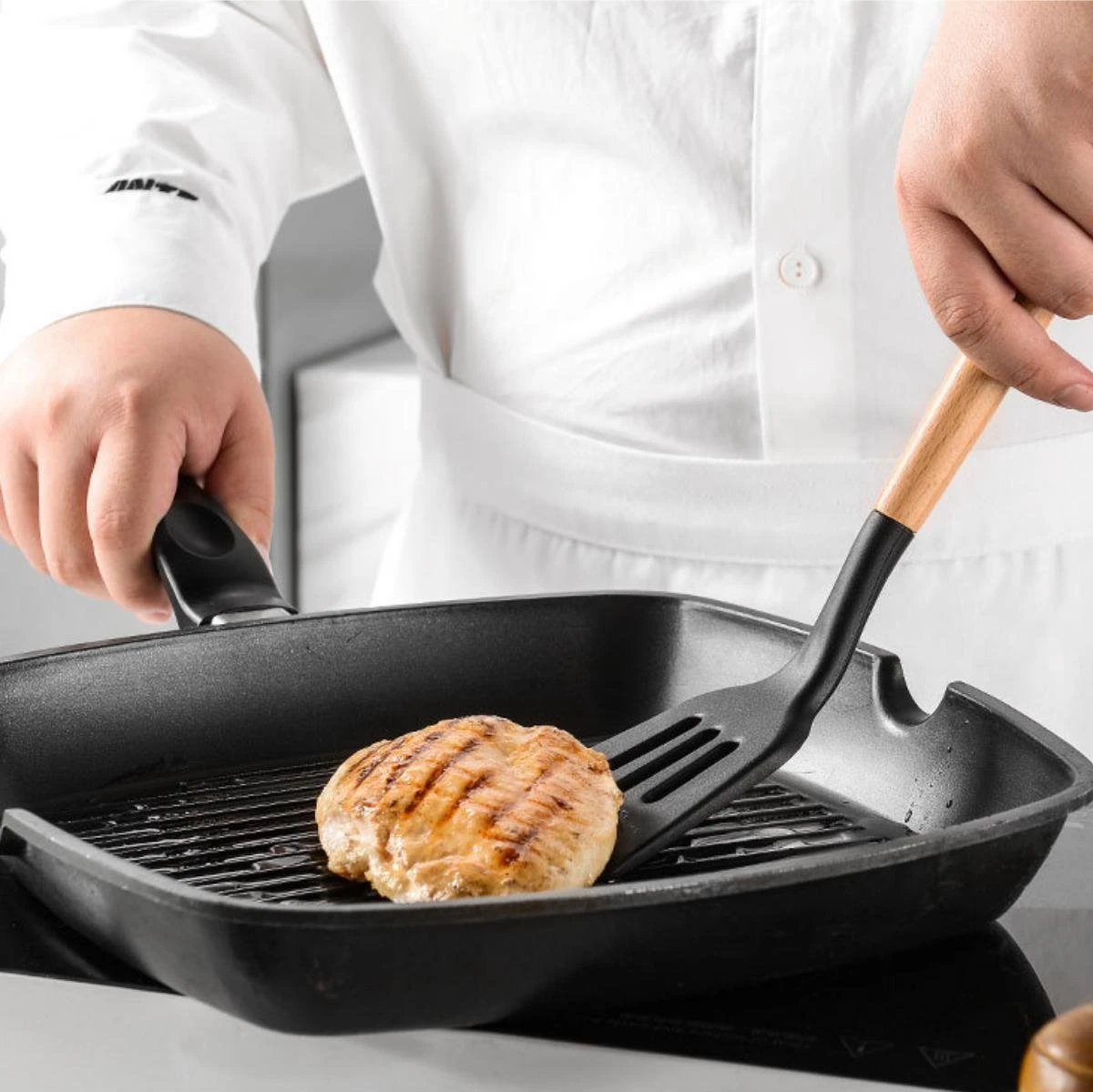 VAIVE Kookgerei Set 13-delig Met Houder - Keukengerei Set - Garde - Spatel Silicone 5 VAIVE Kookgerei Set 13-delig Met Houder - Keukengerei Set - Garde - Spatel Silicone - Afbeelding 3