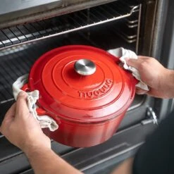 Nuovva Gietijzeren Braadpan Antiaanbaklaag Met Deksel - Sudderpan Rood - Rond - Ø24 Cm - 4.7 Liter - 100% PFAS & PFOA Vrij - Geschikt Voor Alle Warmtebronnen - Elektrisch - Gas - Halogeen - Inductie - Keramisch 11 Nuovva Gietijzeren Braadpan Antiaanbaklaag Met Deksel - Sudderpan Rood - Rond - Ø24 Cm - 4.7 Liter - 100% PFAS & PFOA Vrij - Geschikt Voor Alle Warmtebronnen - Elektrisch - Gas - Halogeen - Inductie - Keramisch -Home Keuken Winkel 1200x1200 379