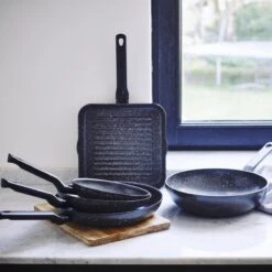 BK Universe Koekenpannenset Ø 24 Cm + Ø 28 Cm - Inductie - PFAS-vrij -Home Keuken Winkel 1200x1200 45