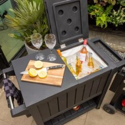 BluMill BBQ Tafel - Inclusief Koelvak 80 Liter - Op Wieltjes - Met Flessenopener - 102 X 46 X 86,5 Cm 25 BluMill BBQ Tafel - Inclusief Koelvak 80 Liter - Op Wieltjes - Met Flessenopener - 102 X 46 X 86,5 Cm -Home Keuken Winkel 1200x1200 573