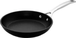 Le Creuset Koekenpan Les Forgées TNS - ø 24 Cm - Standaard Anti-aanbaklaag -Home Keuken Winkel 1200x601 2