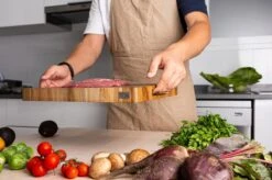 VDN Professionele Snijplank Acacia Hout Met Sapgeul En Handvatten – Hakblok 26x38x3.5 Cm -Home Keuken Winkel 1200x798 10