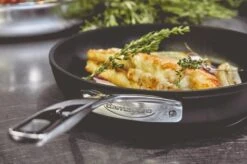 Demeyere Alu Pro Dura Glide Koekenpan - Ø 24 & Ø 28cm - Titanium -Home Keuken Winkel 1200x799 3