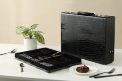 Swiss Pro+ Bestekset In Koffer-72 Delig-12 Persoons-Zwitsers Kwaliteit-Complete Set-100% Roestvrijstaal- Zwart 25 Swiss Pro+ Bestekset In Koffer-72 Delig-12 Persoons-Zwitsers Kwaliteit-Complete Set-100% Roestvrijstaal- Zwart -Home Keuken Winkel 1200x799 83