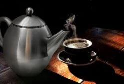 Vaja Valerie - Theepot Met Filter - Dubbelwandig - RVS - 1.2L 33 Vaja Valerie - Theepot Met Filter - Dubbelwandig - RVS - 1.2L -Home Keuken Winkel 1200x817