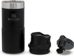 Stanley Trigger-Action Travel Mug 0.47L - Thermosfles - Matt Black -Home Keuken Winkel 1200x897 1