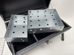 Compacte Draagbare Kolen BBQ Van Wolff BBQ - Handig Voor Op De Camping Op Het Strand Of In Een Park - Smoker Barbecue - Draagbare Lichtgewicht Bbq - Met Thermometer En Lucht Doorvoer. Laat Je Vlees Langzaam Garen. 16 Compacte Draagbare Kolen BBQ Van Wolff BBQ - Handig Voor Op De Camping Op Het Strand Of In Een Park - Smoker Barbecue - Draagbare Lichtgewicht Bbq - Met Thermometer En Lucht Doorvoer. Laat Je Vlees Langzaam Garen. -Home Keuken Winkel 1200x899 21