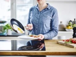 GreenPan Cambridge Hapjespan Met Deksel 28cm - Brons - Inductie - PFAS-vrij -Home Keuken Winkel 1200x899 4