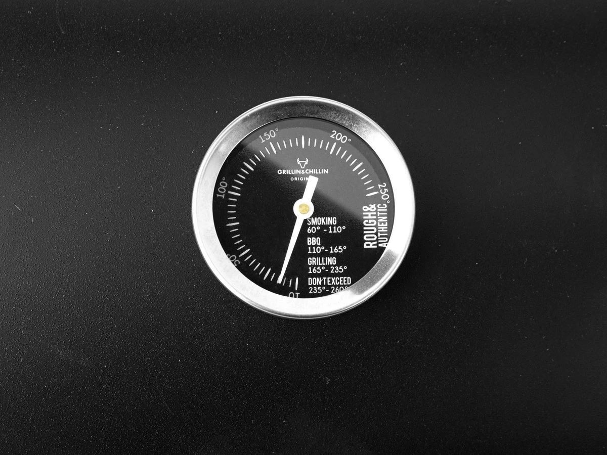 Gusta Barbecue Grill En Smoker - Grilloppervlak (LxB) 22 X 18 Cm - Met Thermometer - Zwart 4 Gusta Barbecue Grill En Smoker - Grilloppervlak (LxB) 22 X 18 Cm - Met Thermometer - Zwart - Afbeelding 2