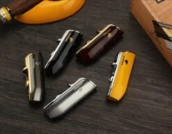 Cohiba® Sigarenaansteker - Sigarenboor - Sigaren - Sigaar - Cohiba Aansteker - Sigarenboor - Sigaren Accessoires - Sigarenknipper - Sigaar Aansteker - Cohiba - Incl. Luxe Geschenkdoos - Zwart -Home Keuken Winkel 1200x934 1